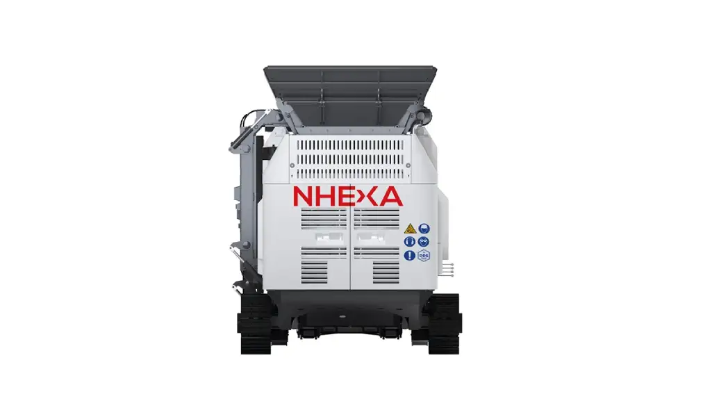 Ef3 NXEHA 5000 2F/3F system showcasing industrial material separation in action